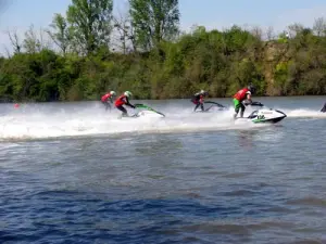 Jet ski