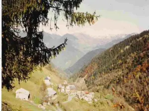 Depuis la route du col de la Madeleine, Celliers chef lieu