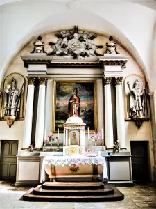 Altar y retablo de la iglesia de Chamesol (© J.E.)