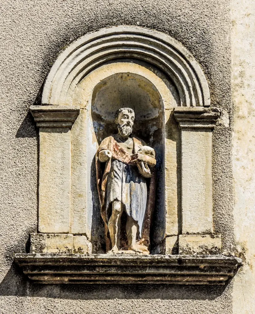 Champlitte - Statue, rue de la breche (© J.E)