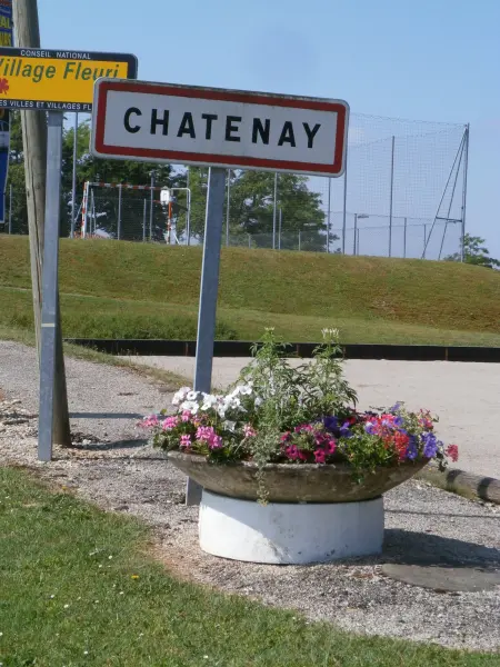 Châtenay - Gids voor toerisme, vakantie & weekend in de Ain