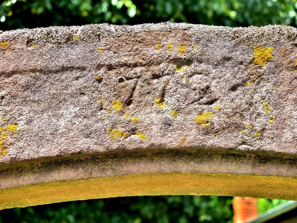 Châtenois - Lintel, dated (© J.E)