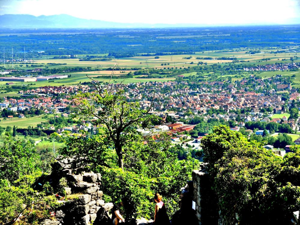 Châtenois - Châtenois, seen from the ruins of the Ortenburg (© J.E)