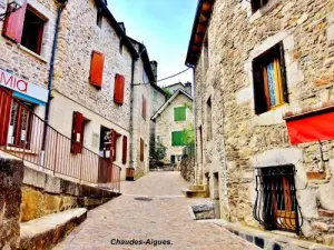 Ruelle (© Jean Espirat)