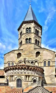 Glockenturm und Apsis von Notre-Dame-du-Anschluss (© J. E)