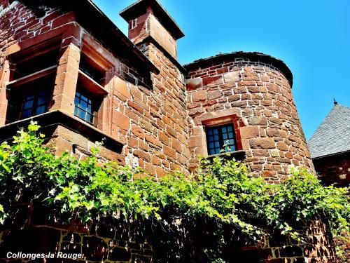 Collonges-la-Rouge - Haus mit Revolver ( © Jean Espirat )