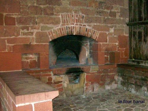 Collonges-la-Rouge