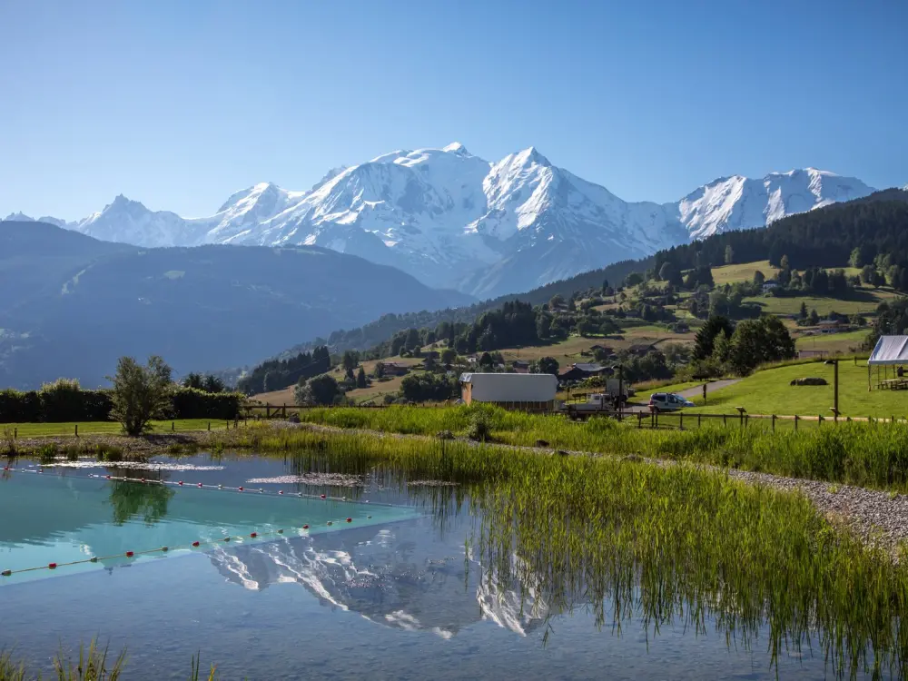 Combloux - El lago ecológico con vistas al Mont Blanc (© Soren.Rickards)