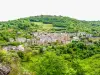 Conques, vom Aussichtspunkt Bancarel aus gesehen (© JE)