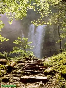 Großer Wasserfall