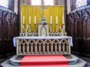 Altar der Kirche von Cornimont (© J.E)