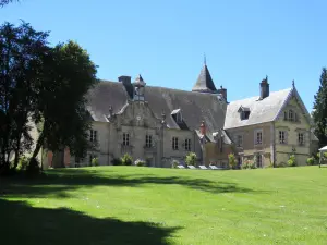 Château Cornudet seen from the park