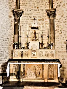 Altare della Madonna Nera, nella chiesa (© JE)