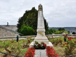 El monumento a los muertos