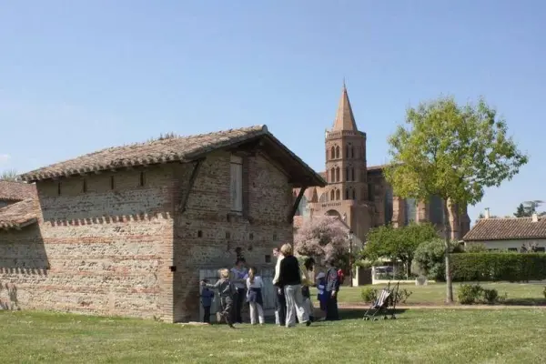 Daux - Führer für Tourismus, Urlaub & Wochenende in der Haute-Garonne