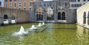 Fontana di acqua calda