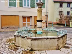 Petite fontaine (© Jean Espirat)