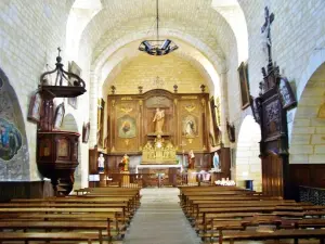 Binnen in de kerk