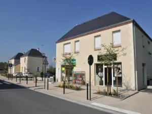 Salon de coiffure et supérette