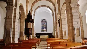 El interior de la iglesia de Saint-Martin