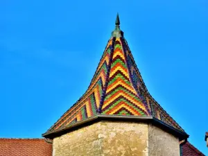 polychrome dak van het torentje (© Jean Espirat)
