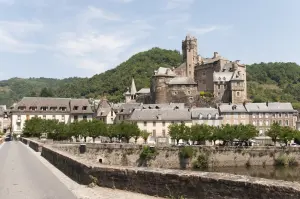 Gezicht op het kasteel van Estaing (Lands © Bureau voor Toerisme van de Aveyron Maxime Authier)