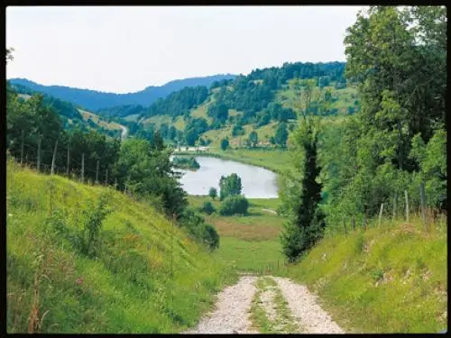 Évosges - Führer für Tourismus, Urlaub & Wochenende im Ain