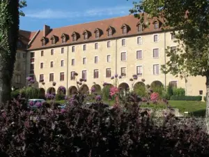 The Ursuline convent overlooking the Vienne river