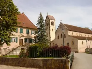 iglesia y antigua rectoría