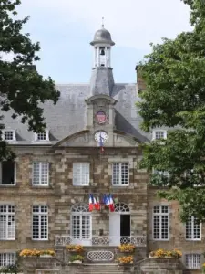 Flers Castle and its 7-hectare park in the heart of the city