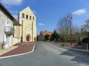 Place de l'église rénovée