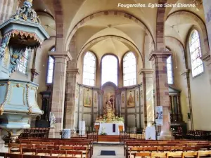 Nef de l'église Saint-Étienne (© Jean Espirat)