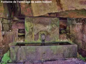 Saint-Valbert - Fontaine de l'ermitage de Saint-Valbert (© J.E)
