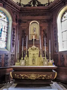 Main altar and altarpiece of the church (© JE)