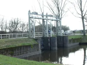 Champs New Lock on the canal supplies
