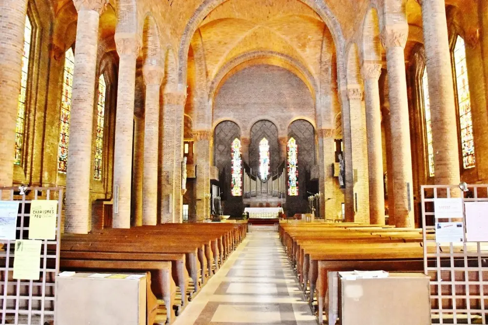 Gien - L'intérieur de l'église