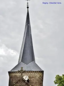 Detalle de la torre torcida ( © Jean Espirat )