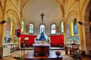 L'intérieur de l'église Notre-Dame