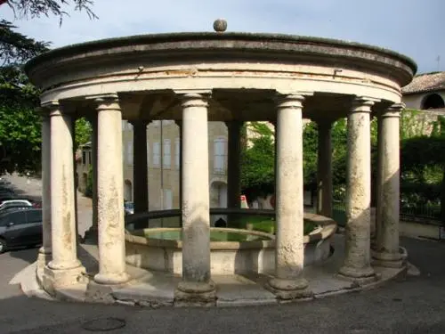 Wash-house of Grignan - Monument in Grignan