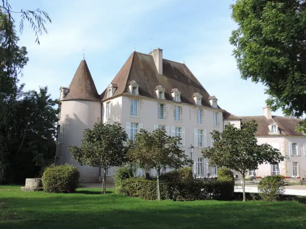 Guillon-Terre-Plaine - Führer für Tourismus, Urlaub & Wochenende in der Yonne