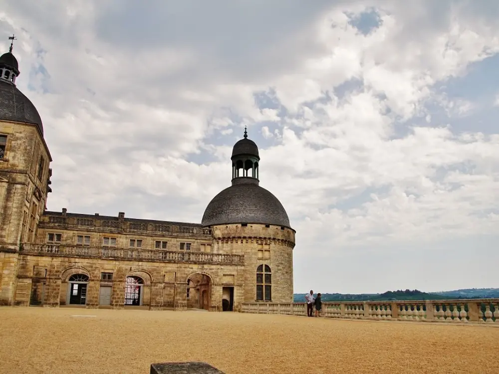 Hautefort - Château de Hautefort