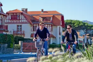 Hendaye - Boulevard de la Mer by bike