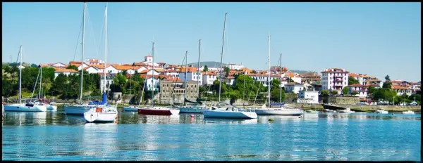 Hendaye - City center and Moorish Villa