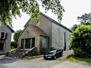 Tavey - Voormalige Saint-Georges-kerk (© JE)