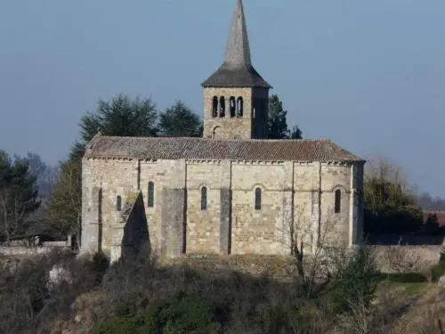 Hérisson - L'église Saint-Pierre de Châteloy