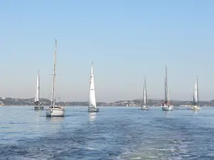 Actviités náuticas en el Etang de Berre