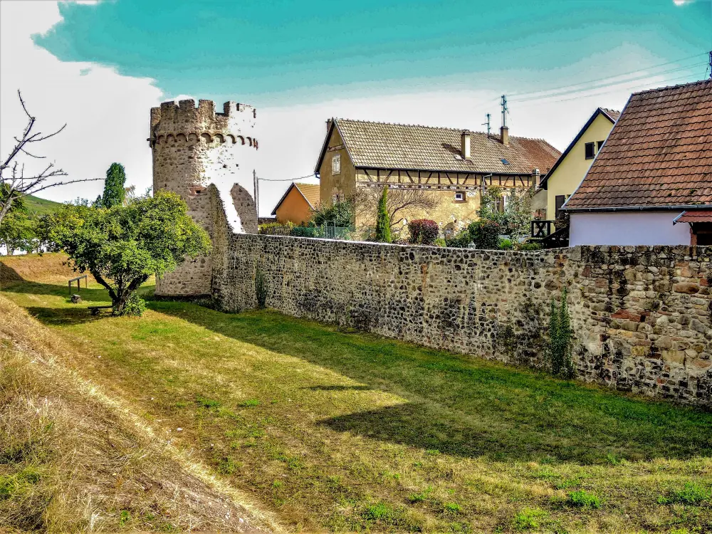 Kaysersberg Vignoble - Kientzheim - Muraille nord et tour des fripons (© J.E)