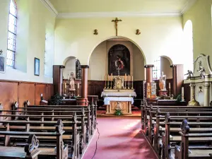 Nave of the church (© JE)