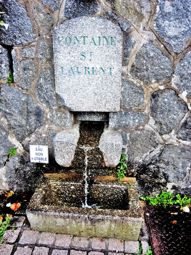 La Bresse - Fontaine Saint-Laurent (© JE)