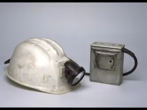 Casque et lampe de mineurs